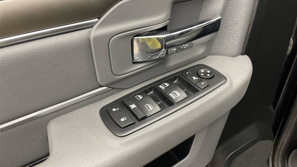 Thumbnail: 2017 RAM 1500 - 19