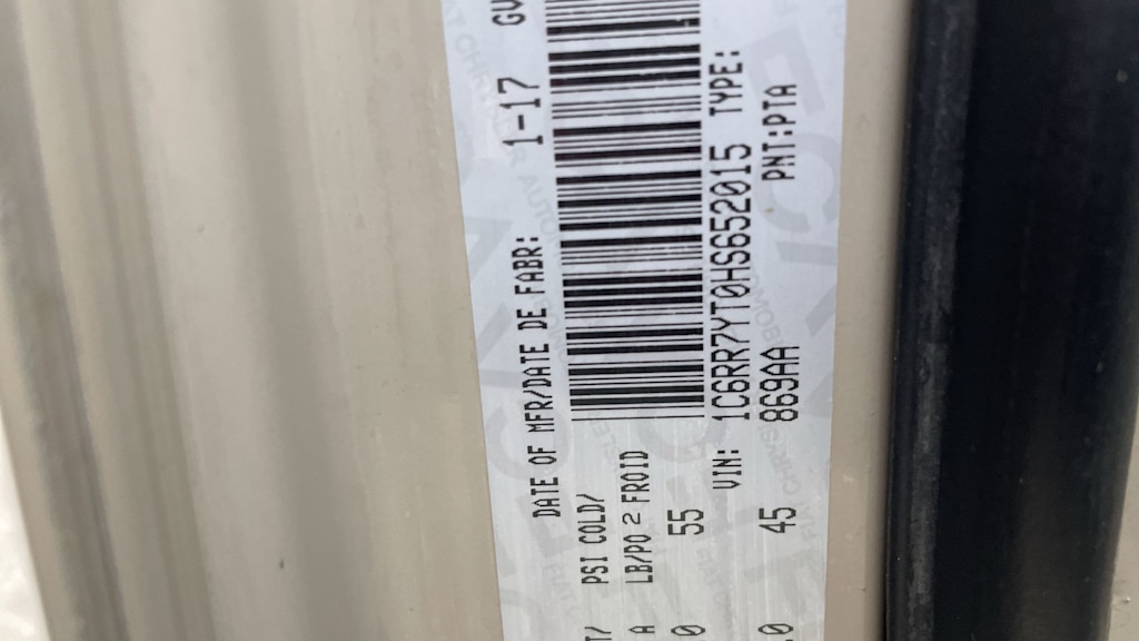 Thumbnail: 2017 RAM 1500 - 18