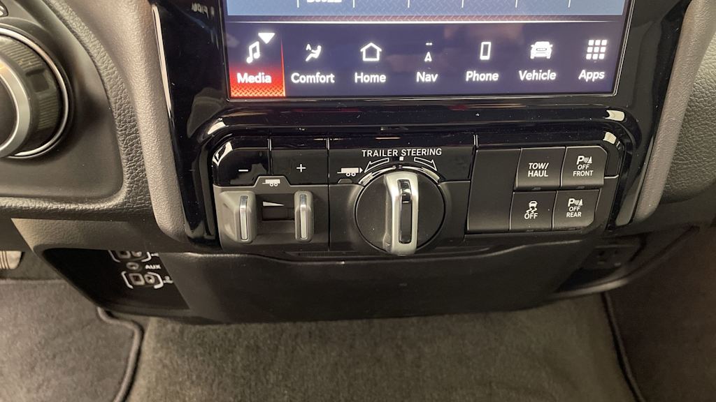 Thumbnail: 2023 RAM 1500 - 31