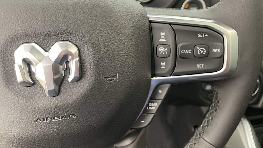 Thumbnail: 2026 RAM 1500 - 26