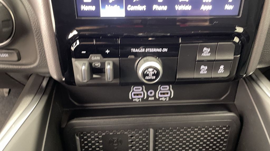 Thumbnail: 2026 RAM 1500 - 33