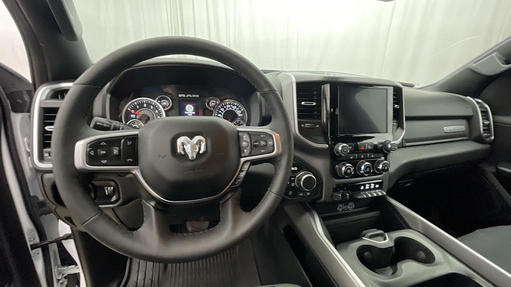 Thumbnail: 2025 RAM 1500 - 2