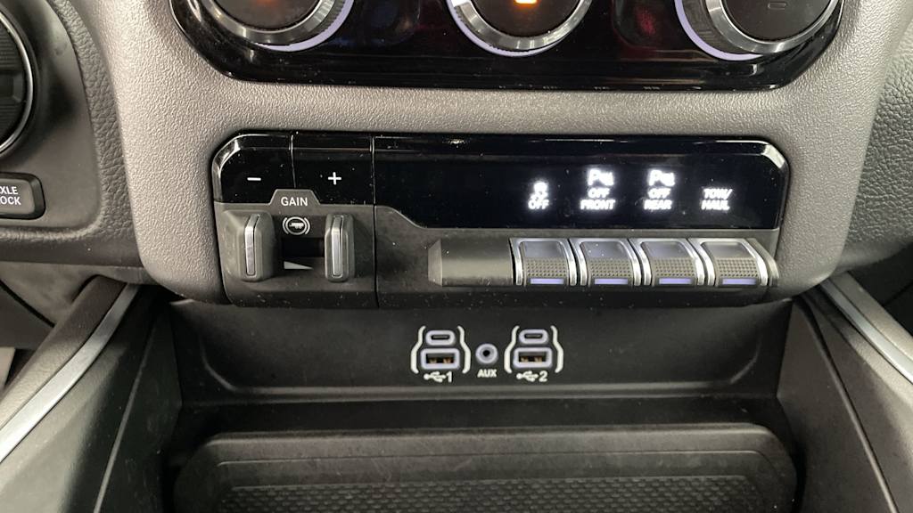 Thumbnail: 2025 RAM 1500 - 31
