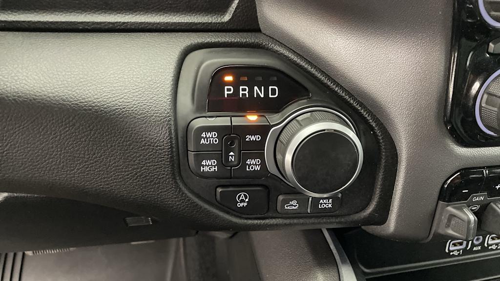 Thumbnail: 2025 RAM 1500 - 28