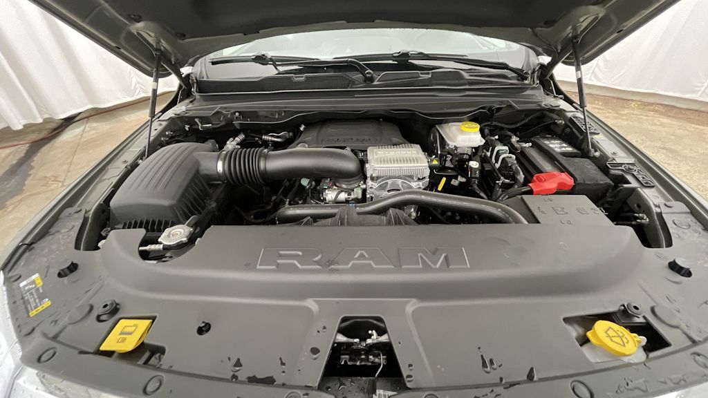Thumbnail: 2026 RAM 1500 - 8
