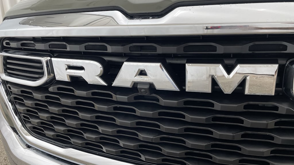 Thumbnail: 2026 RAM 1500 - 38