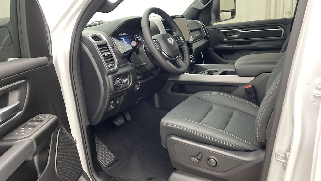 Thumbnail: 2026 RAM 1500 - 10