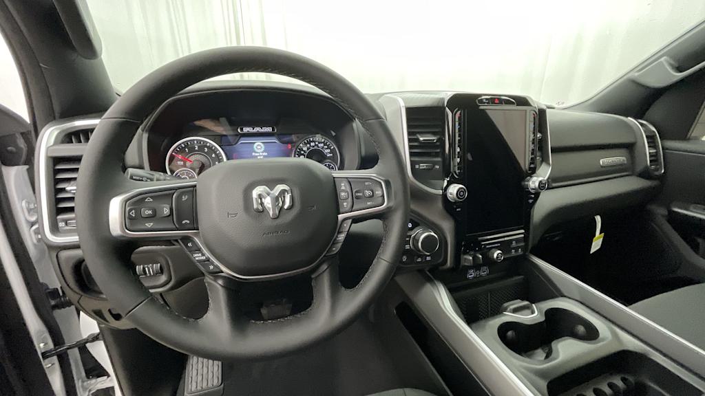 Thumbnail: 2026 RAM 1500 - 2