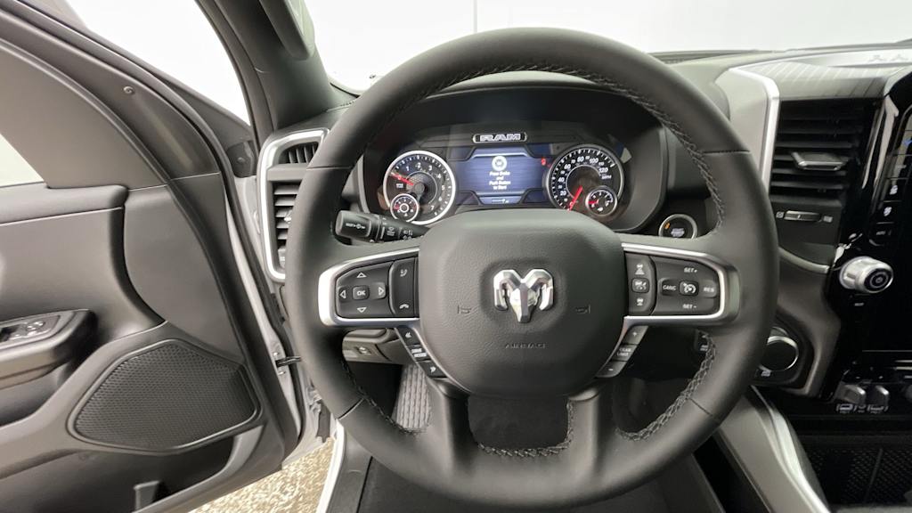 Thumbnail: 2026 RAM 1500 - 9