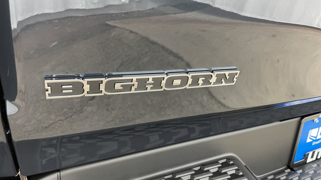 Thumbnail: 2026 RAM 1500 - 6