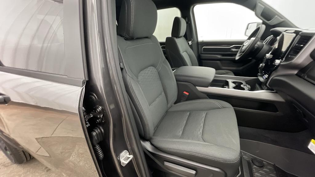 Thumbnail: 2026 RAM 1500 - 22