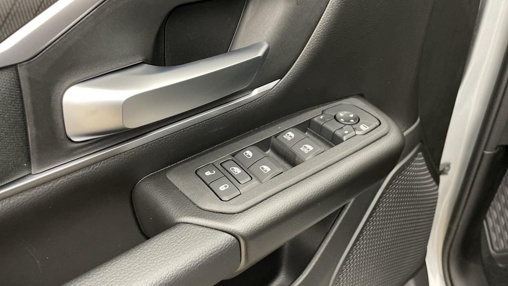 Thumbnail: 2026 RAM 1500 - 19