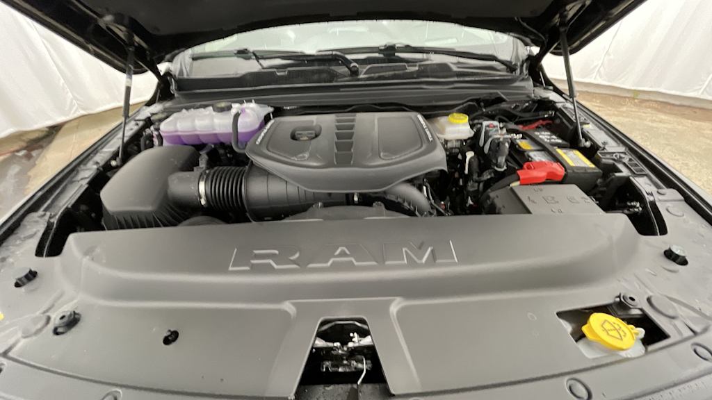 Thumbnail: 2026 RAM 1500 - 8