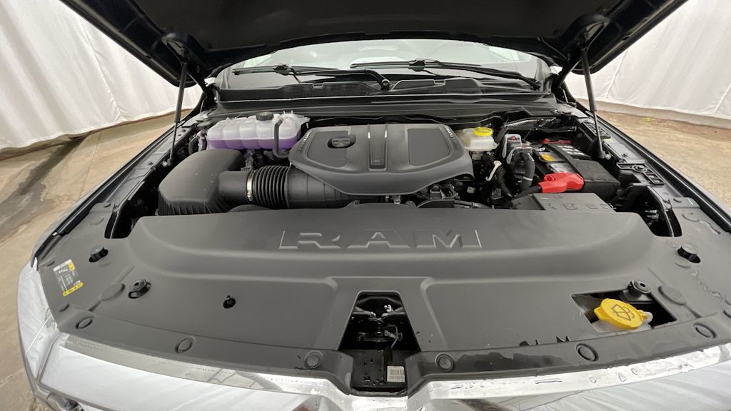 2026 RAM 1500 Laramie - Photo 8