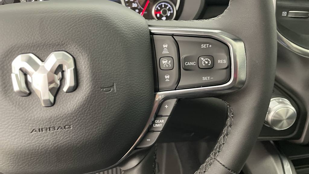 Thumbnail: 2026 RAM 1500 - 26