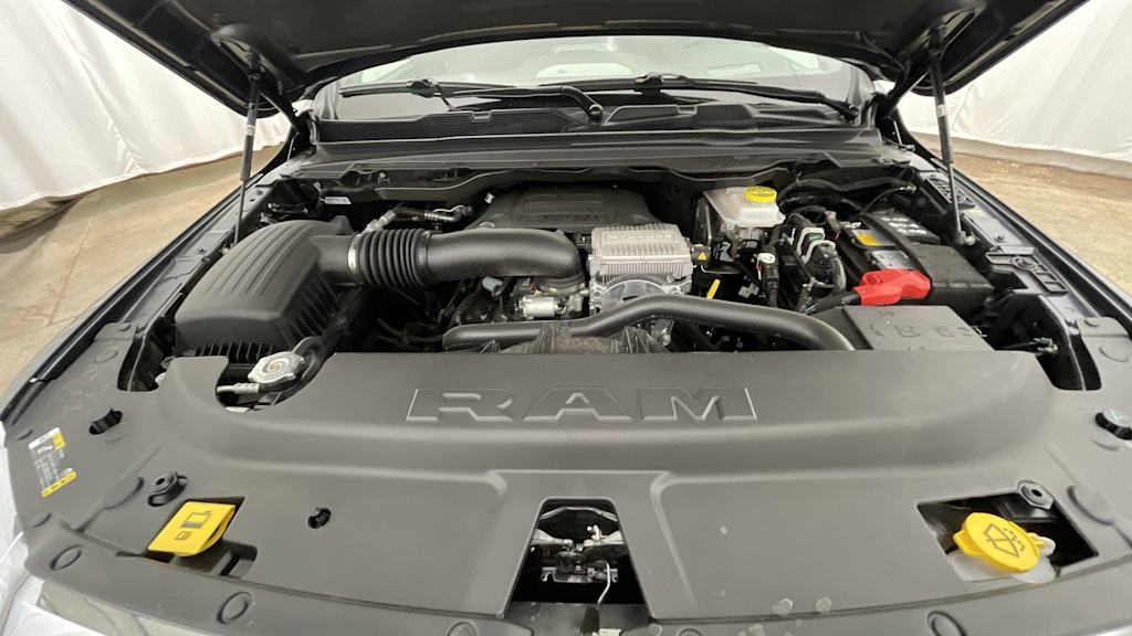 Thumbnail: 2026 RAM 1500 - 9