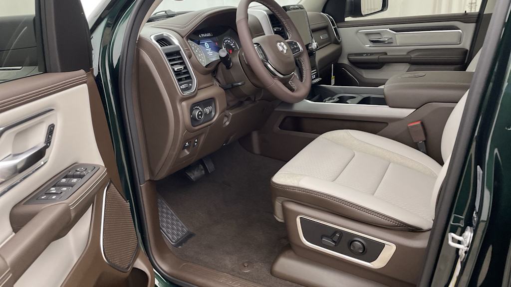Thumbnail: 2026 RAM 1500 - 10