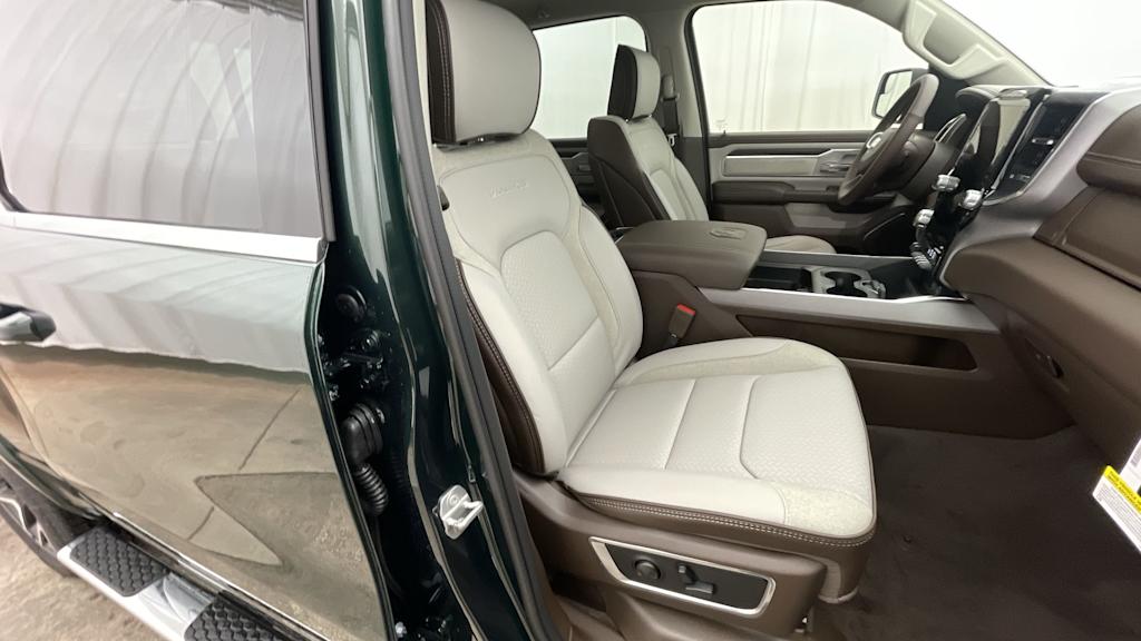 Thumbnail: 2026 RAM 1500 - 23