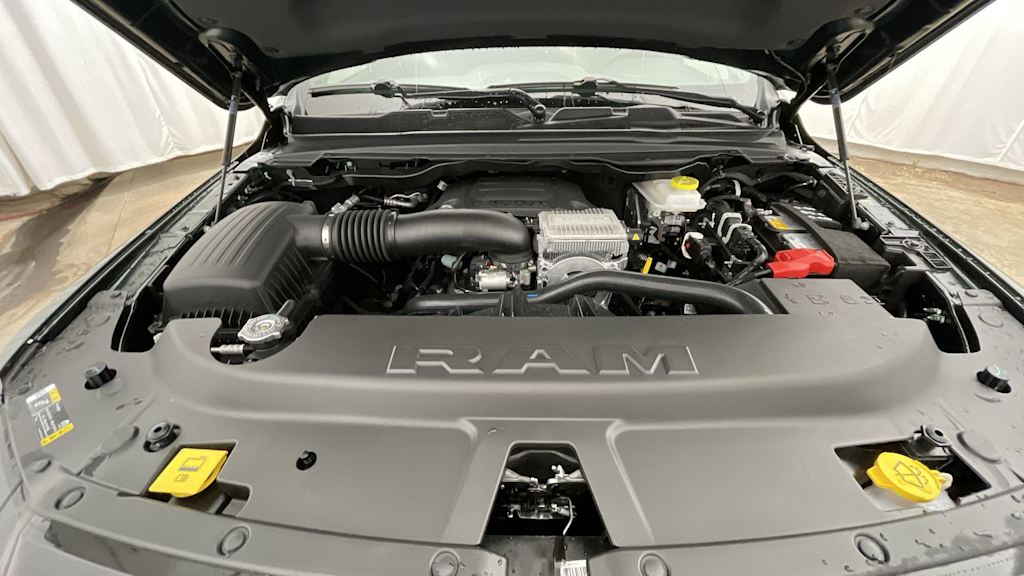 Thumbnail: 2026 RAM 1500 - 9