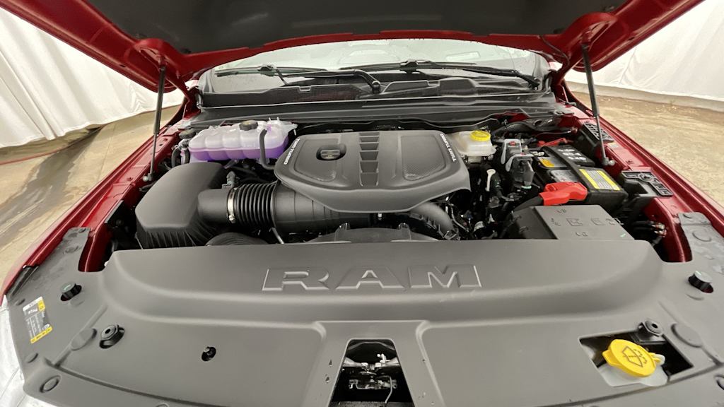 Thumbnail: 2026 RAM 1500 - 9