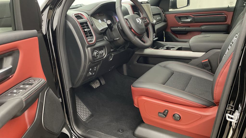 Thumbnail: 2026 RAM 1500 - 10
