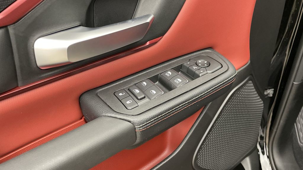 Thumbnail: 2026 RAM 1500 - 20