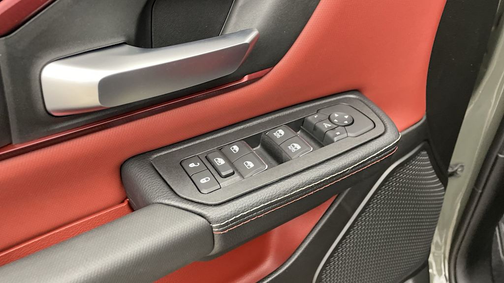 Thumbnail: 2026 RAM 1500 - 19