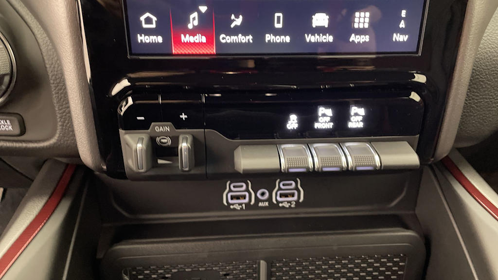 Thumbnail: 2026 RAM 1500 - 31