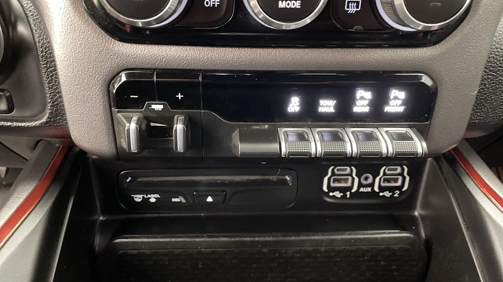 Thumbnail: 2019 RAM 1500 - 33