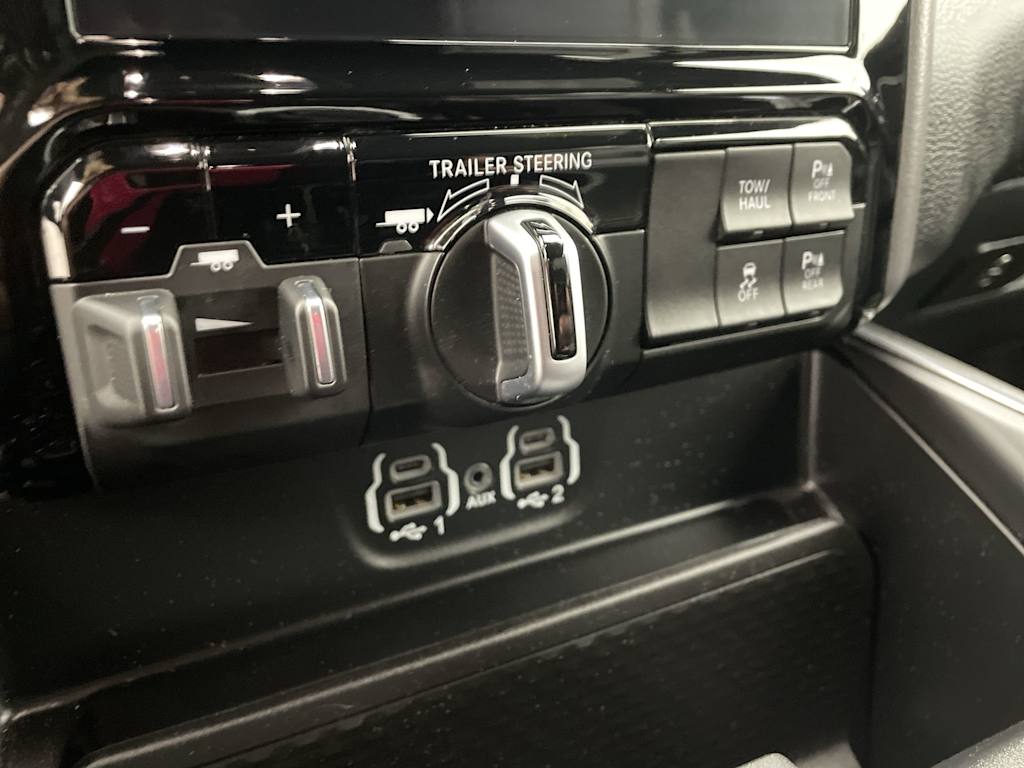 Thumbnail: 2023 RAM 1500 - 33