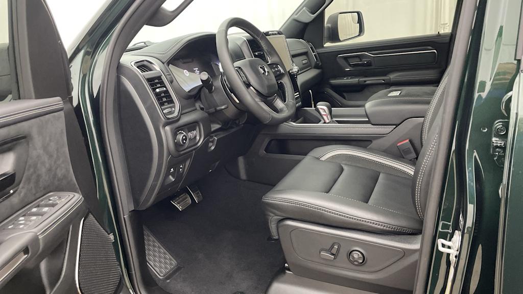 Thumbnail: 2026 RAM 1500 - 10