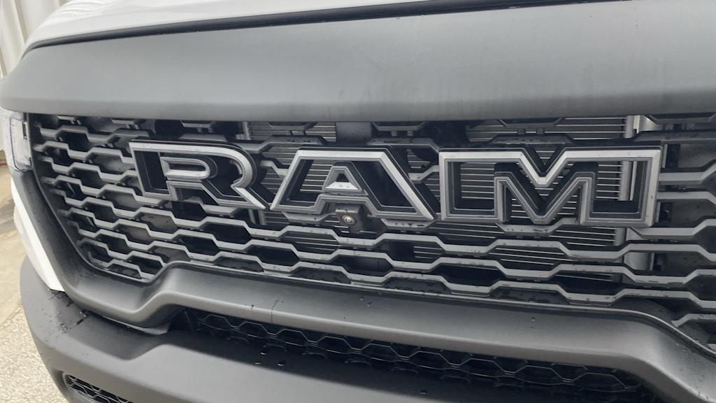 Thumbnail: 2026 RAM 1500 - 6