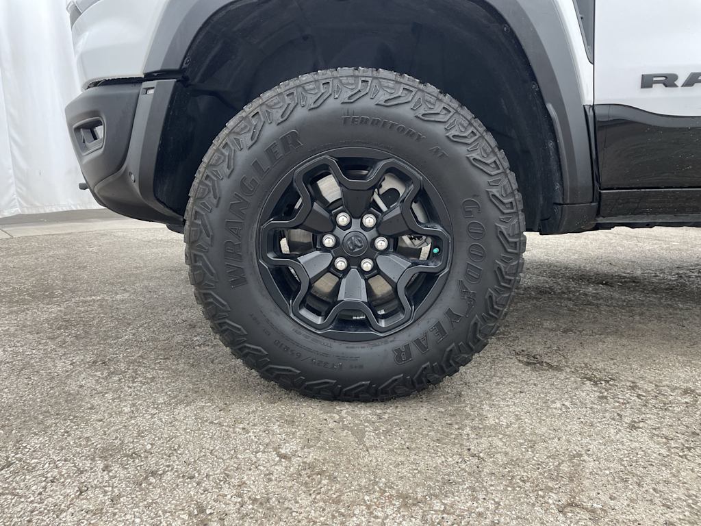 Thumbnail: 2025 RAM 1500 - 8