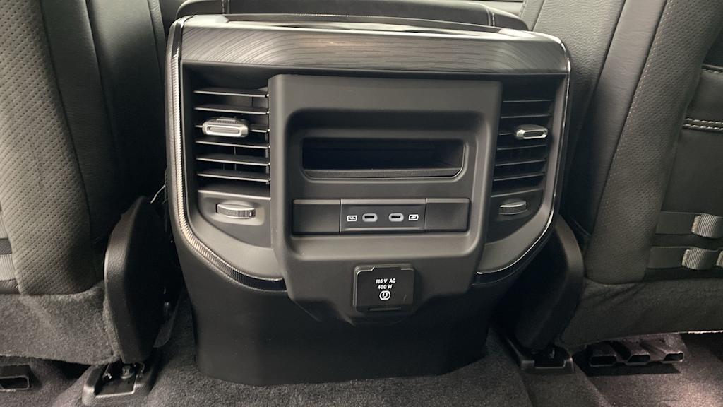 Thumbnail: 2026 RAM 1500 - 32