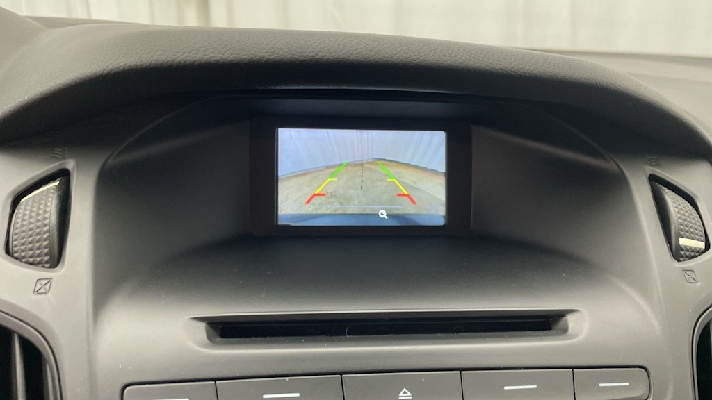 Thumbnail: 2015 Ford Focus - 13