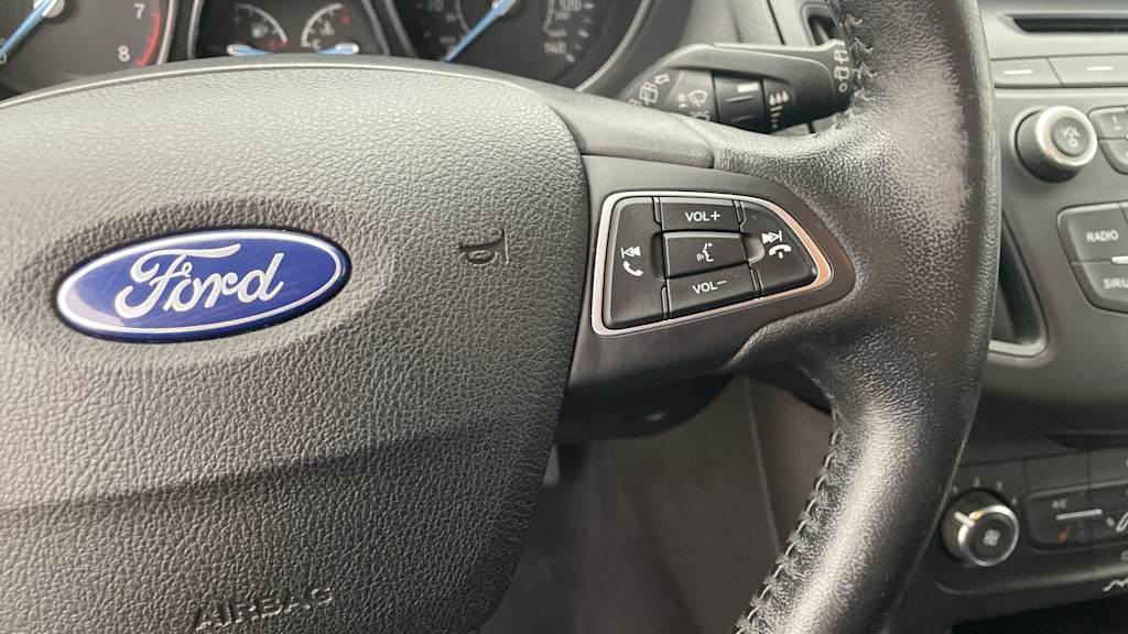 Thumbnail: 2015 Ford Focus - 24