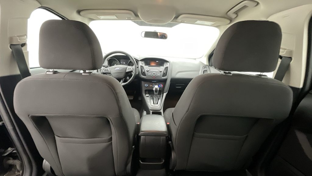 Thumbnail: 2015 Ford Focus - 20