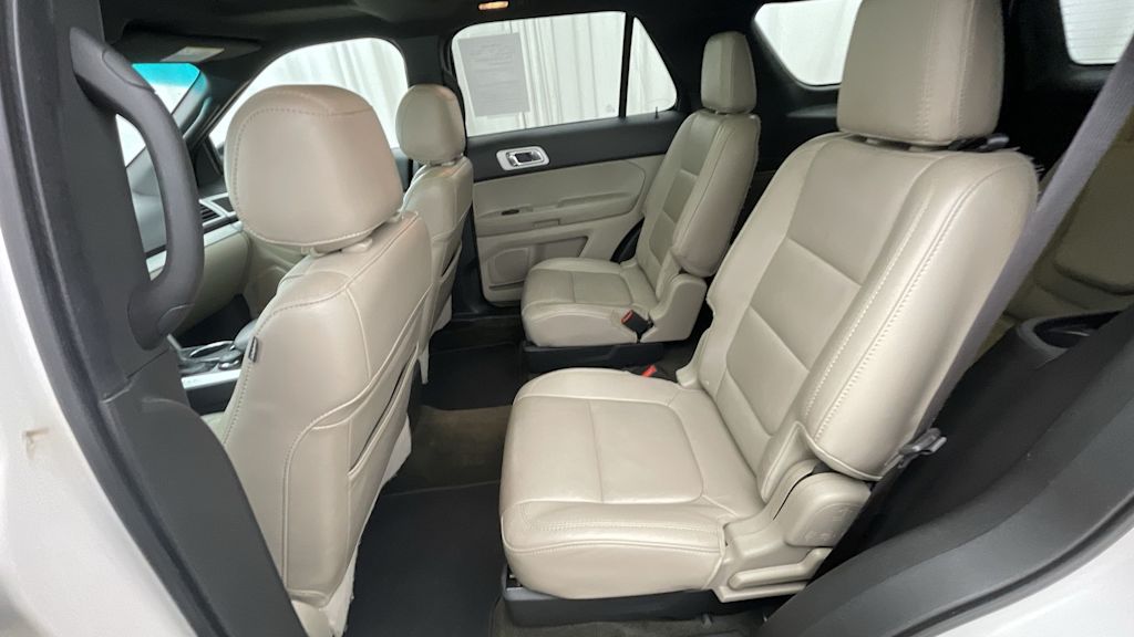 Thumbnail: 2013 Ford Explorer - 12