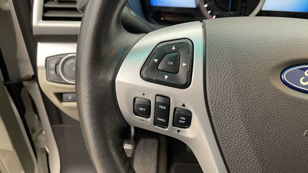 Thumbnail: 2013 Ford Explorer - 27