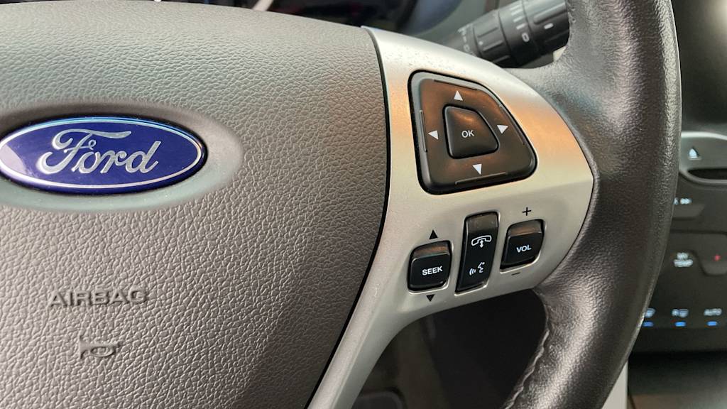 Thumbnail: 2013 Ford Explorer - 28