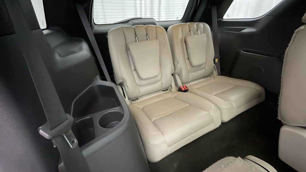 Thumbnail: 2013 Ford Explorer - 24