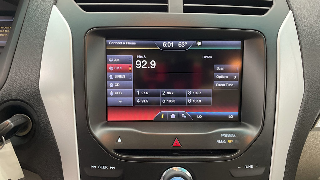 Thumbnail: 2013 Ford Explorer - 31