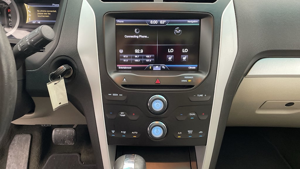 Thumbnail: 2013 Ford Explorer - 30