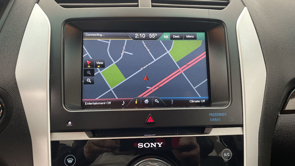 Thumbnail: 2015 Ford Explorer - 15