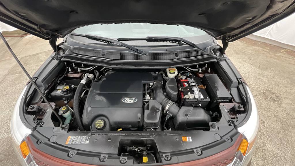 Thumbnail: 2015 Ford Explorer - 9