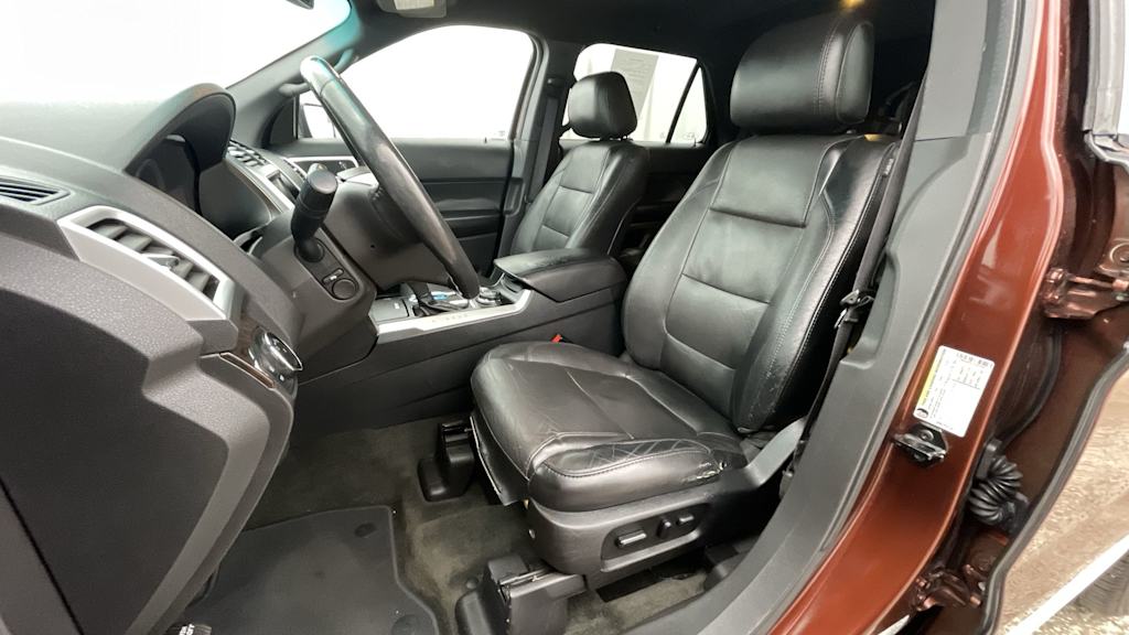Thumbnail: 2015 Ford Explorer - 12