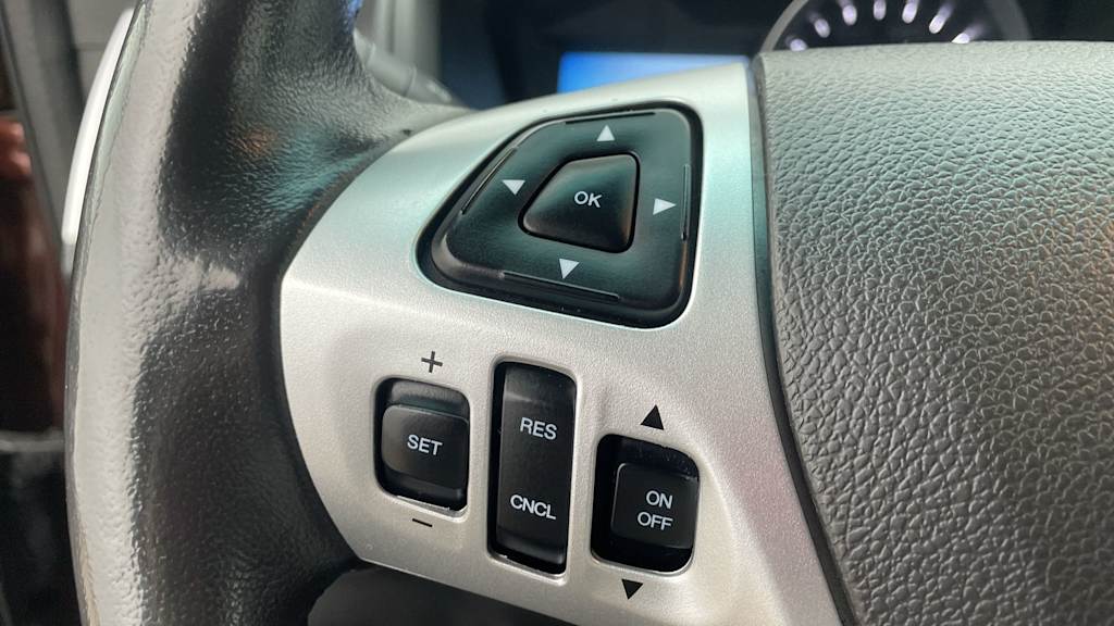 Thumbnail: 2015 Ford Explorer - 27
