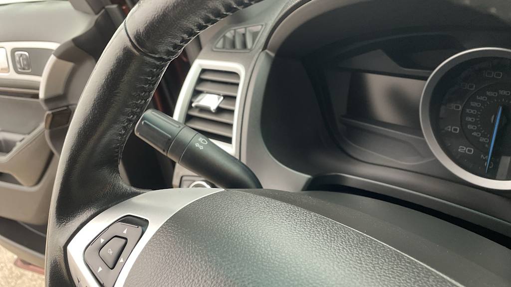 Thumbnail: 2015 Ford Explorer - 16
