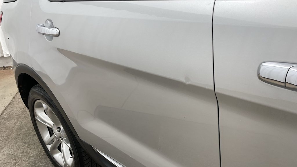 Thumbnail: 2015 Ford Explorer - 43