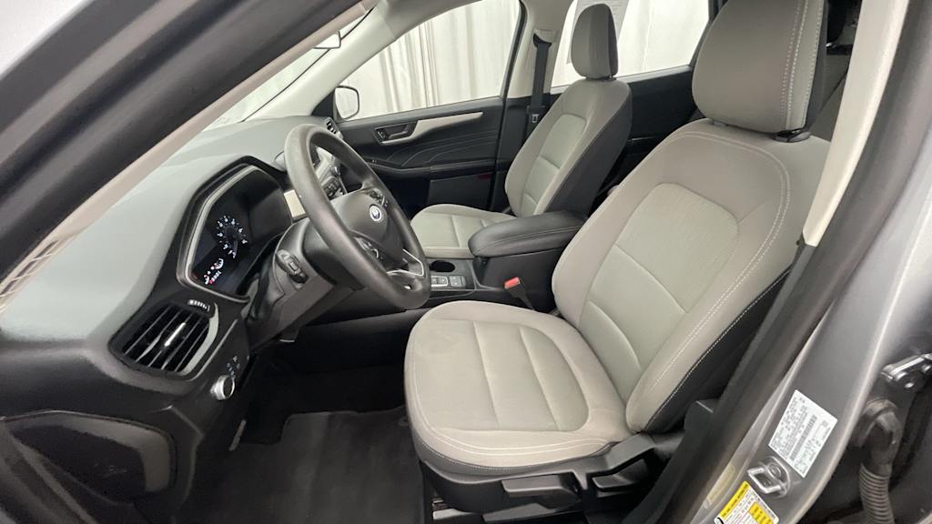 Thumbnail: 2021 Ford Escape - 11